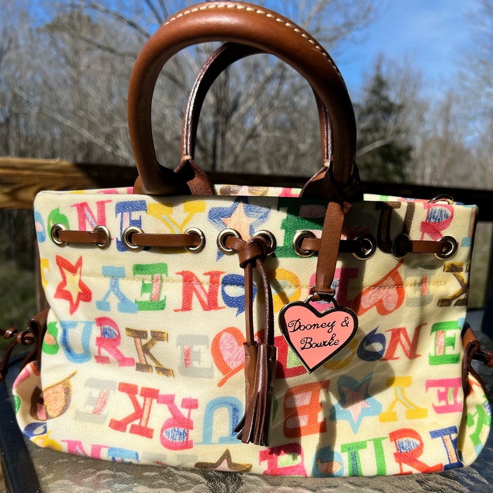 Dooney & Bourke